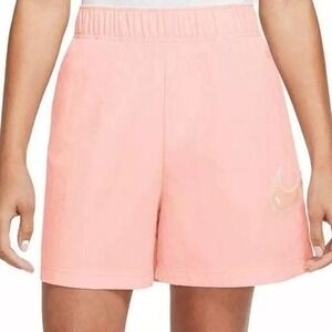 Nike women’s high rise woven easy shorts